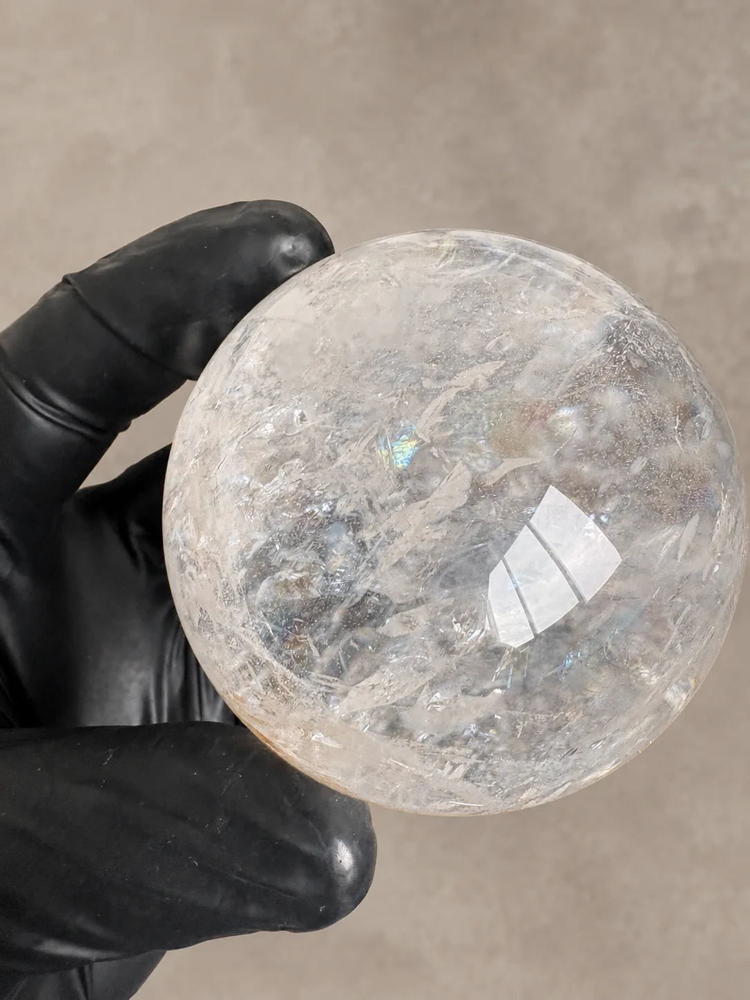 Fotografía 3 de Esfera De Cuarzo Cristal Natural Con Base